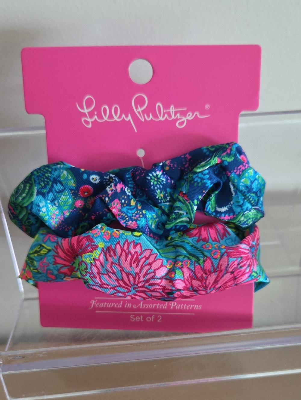 Lilly Pulitzer NWT Floral Scrunchie Duo in Blue & Pink